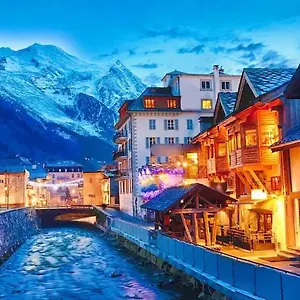  Apartment Apple Chamonix, Centre, Parking, Ski-in/out France