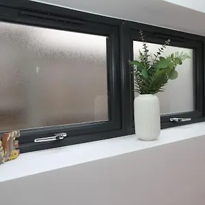  Apartment Lovely One Bed Apartment-near Transport-village-freeparking United Kingdom